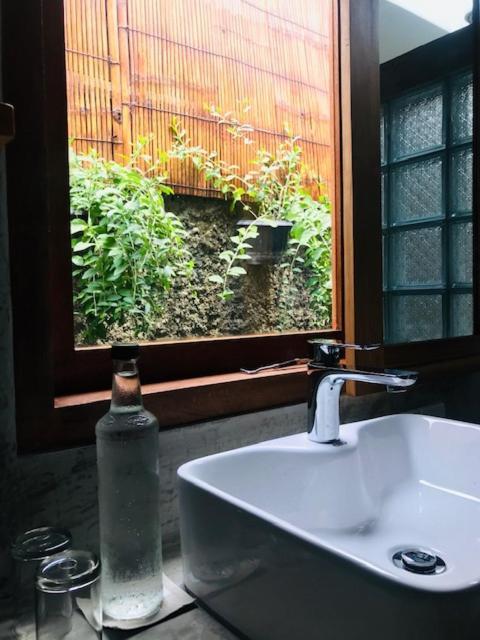 Отель Kayu Bali Чангу Экстерьер фото